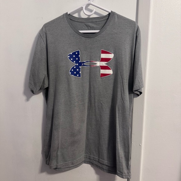 Under Armour Other - Under Armour Gray Tee with American Flag Logo